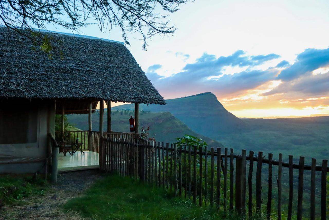 Villa Maili Saba Camp Nakuru Exterior foto