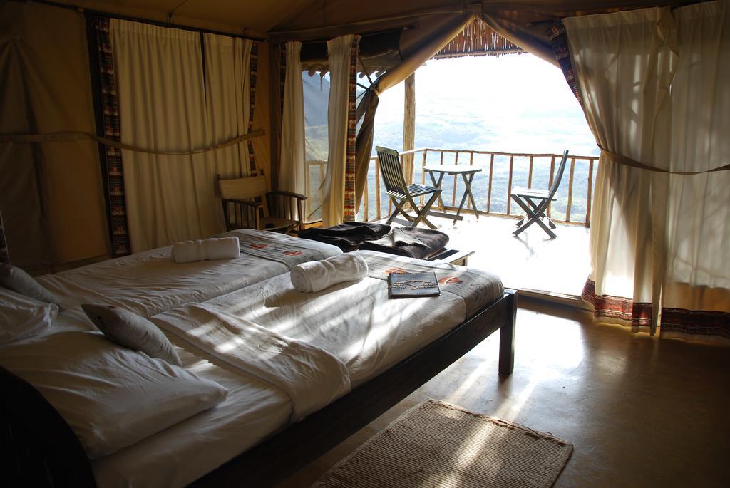 Villa Maili Saba Camp Nakuru Exterior foto